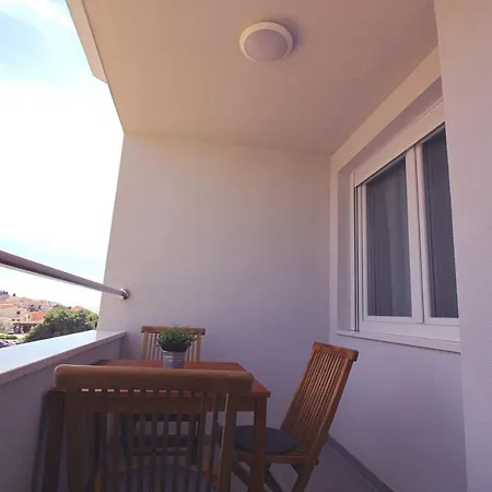 Sun Apartments Primosten Exterior photo